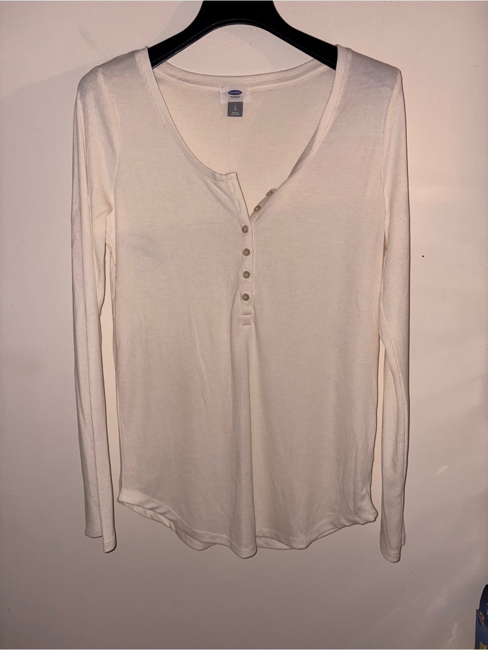 NWT Old Navy size large Henley shirt